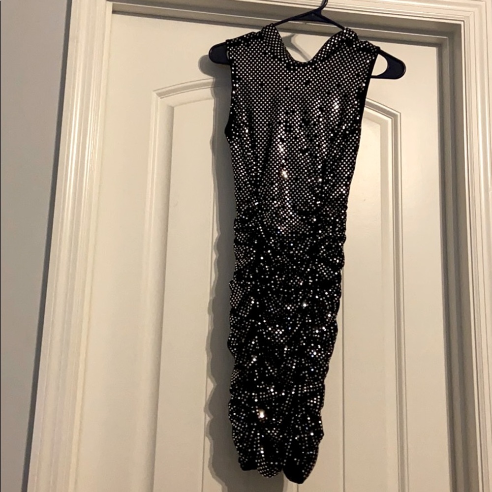 Dress - Picture 1 of 2